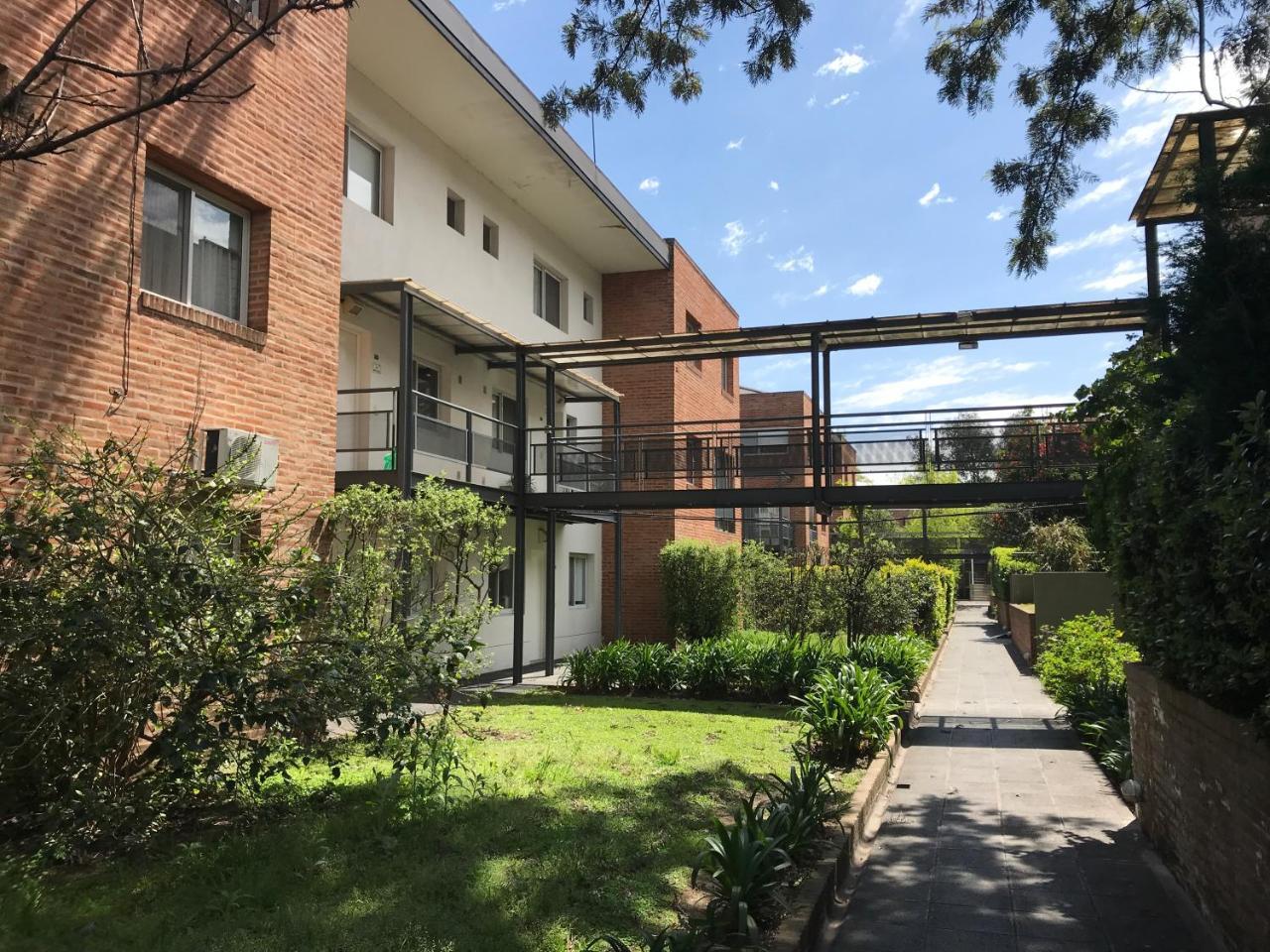Apartamento En Country Pilar Piscina Parrilla Propia Hasta 4 Personas Екстер'єр фото